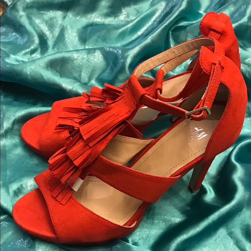 Strap Fringe Heeled Sandal
